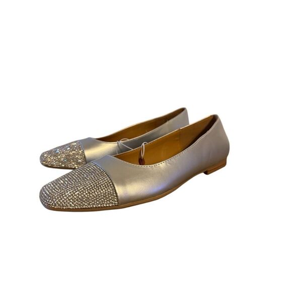 Brand New Kensie Faith Silver Closed Toe Studded Flats Shoes 8.5 Textile Upper - Picture 5 of 10